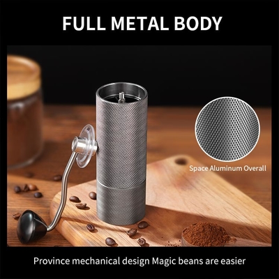 Ruhiger konischer Burr Manual Coffee Grinder Aluminium-Legierungs-Edelstahl 25g Carry Easily
